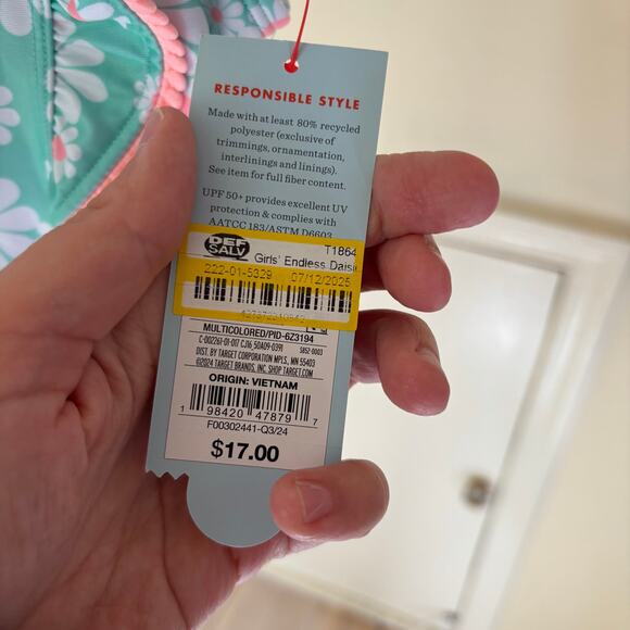 Cat & Jack NWT Girls' Endless Daisies Floral Printed One Piece Swimsuit M (8) - Picture 7 of 12